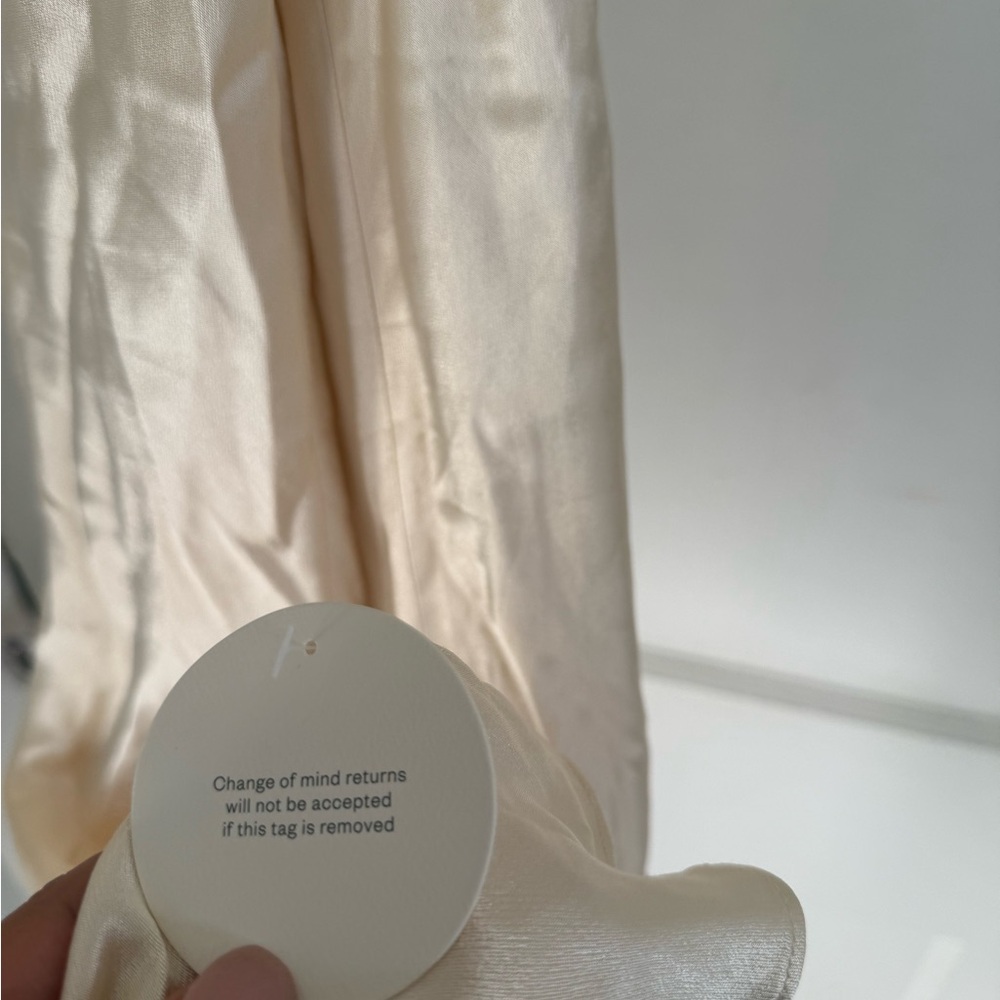 Shona Joy Cream Wedding Dress - Picture 3 of 4